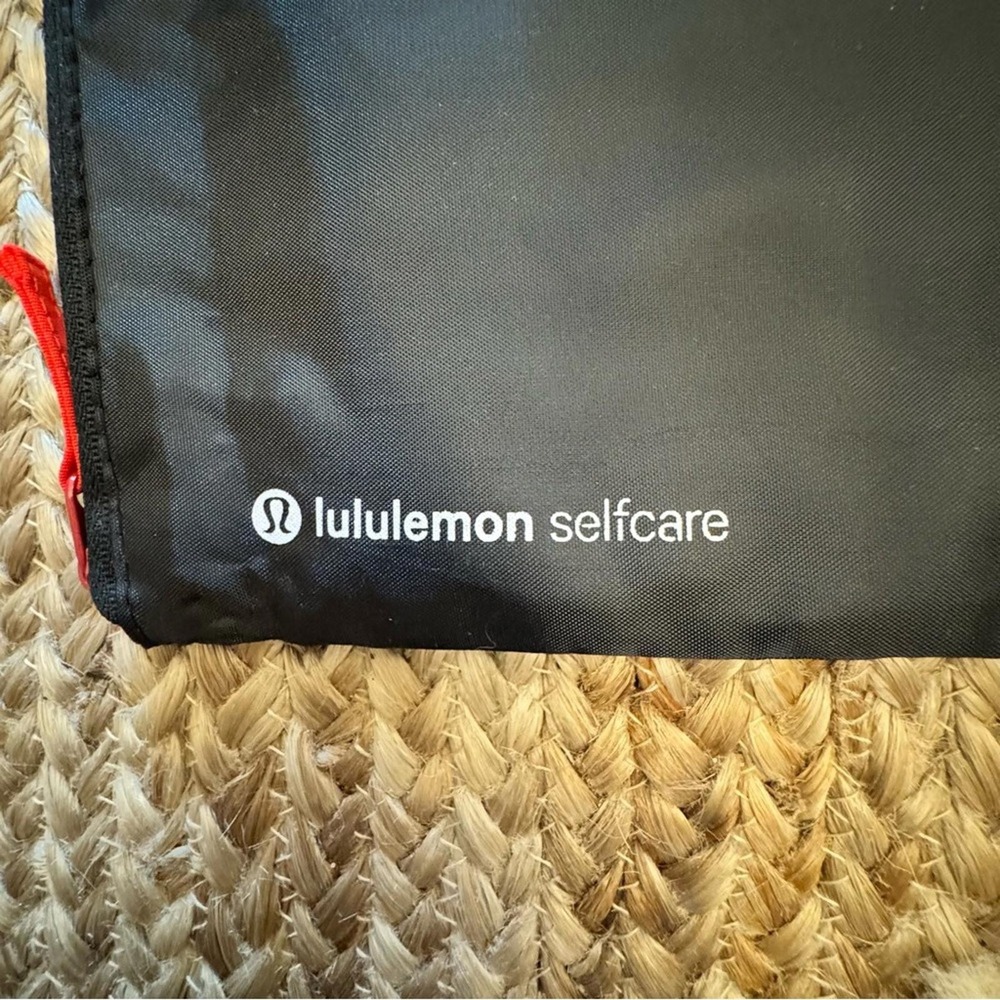 Lululemon Selfcare Makeup Toiletry Travel Bag Gift Self Care Stocking Stuffer - Picture 4 of 4